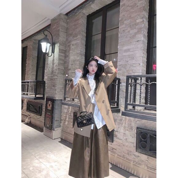 Chanel Women Pre-Loved Bag Very Good Condition - Picture 3 of 3